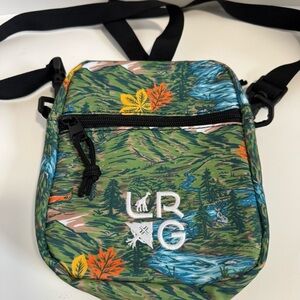 LRG Crossbody Bag with a nature/mountain print